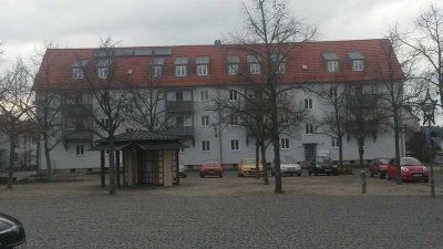 Attika-Wohnung mit 2 Zimmern in Wiesau, 3. OG, frisch renoviert