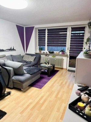Provisionsfrei! Freiwerdende & gepflegte 4-Zimmer-Wohnung mit schönem Südwestbalkon & ca. 100 qm