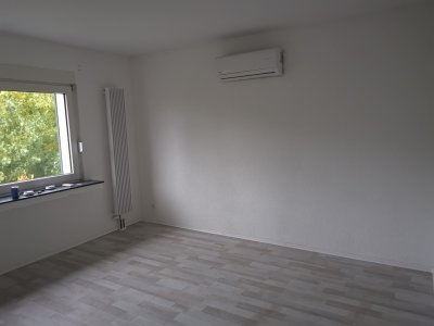 Wohnung 3 1/ 2 Zimmer 70 qm² Wohnung zu Vermieten Renoviert