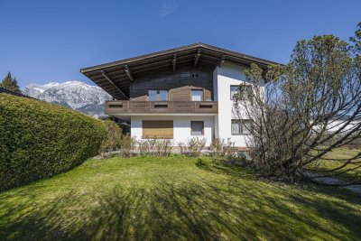 Einfamilienhaus mit großem Grundstück