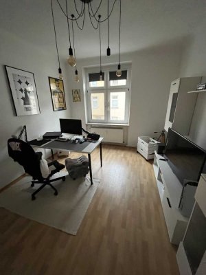 NACHMIETER GESUCHT! 2-Raum-Wohnung (47,8m') mit Domblick!