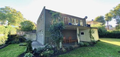 Von Privat: Ein-/Zweifamilienhaus in idyllischer, zentrumsnaher Lage in Schwerin Krebsförden