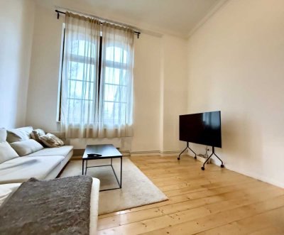 Historischer Altbau trifft modernes Wohnen – Drei Zimmer mit Mezzaningeschossen