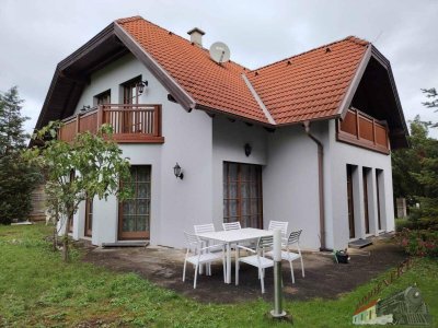 Großzügig gebautes Einfamilienhaus (Baumeisterhaus) auf 950m² Grund - nur ca. 25min nach Wien!
