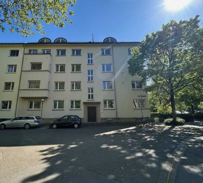 Langjährig vermietete 4-ZKB Wohnung unmittelbar am Konzerthaus mit Blick Richtung Zoo