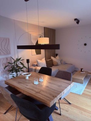 NACHMIETER GESUCHT AB 01.09: Wohnung mit 3 Zimmern,  2 Terrassen, 2 Bäder in Hamburg Eidelstedt