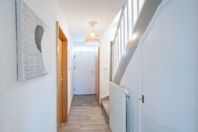 � Wohnen im Grünen: Familientraum mit Garten & Garage �