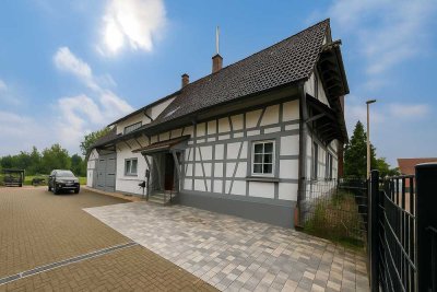 Charmantes saniertes Fachwerkhaus in ruhiger Lage mit großem Hof und Garten