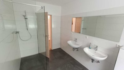 Schellerten Kernort 3ZKB mit Garten, großes Wohnzimmer, neues Bad