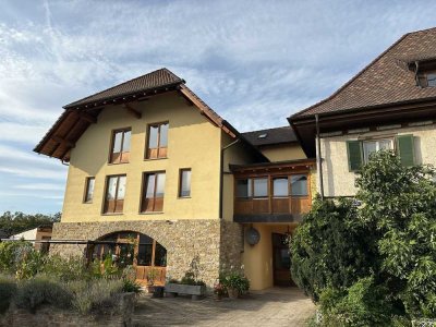 Attraktive 4 Zi.-Maisonette-Whg. in ruhiger Lage in Schallstadt-Mengen! (für max. 4 Personen)