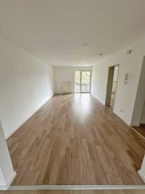 Lichtdurchflutete 3-Zimmer-Wohnung mit Balkon und Stellplatz!