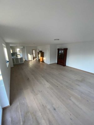 Gepflegtes Reiheneckhaus mit 4 Zimmern in Bayreuth