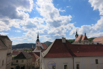 Krems Zentrum: Exklusive Mietwohnung in historischem Gebäude