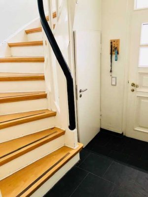 NEU!! Wohnen +/Bürofläche Stadthaus im Herzen von Angermund