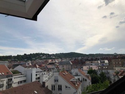 S-West, Helle 4-Zimmer-Dachgeschoss-Wohnung, 131 m²