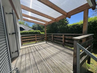 2-Zimmer Wohnung mit überdachter Terrasse in sehr ruhiger Parklage