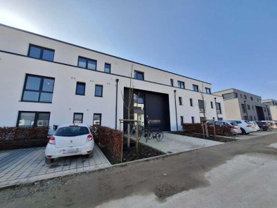 1 Raum Wohnung mit Terrasse