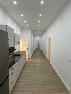 Großzügige 5-Zimmer Wohnung im 2. OG in Hannover-Calenberger Neustadt