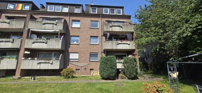 Hübsche Dachgeschosswohnung 3 Zimmer wird renoviert übergeben!