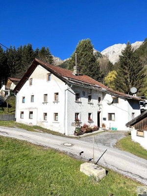 Ihr Projekt mit Aussicht – großes Grundstück mit Haus &amp; Stadel in traumhafter Lage bei St. Anton