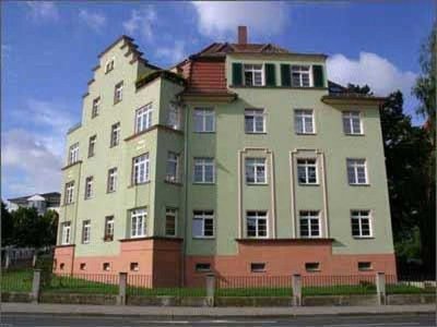 Liebevoll sanierte 3 RWE im Einzeldenkmal mit Balkon