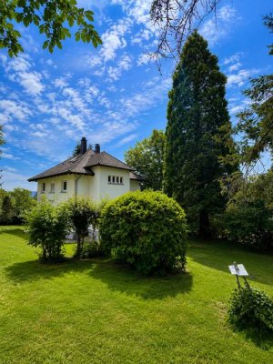 #Alleinlage #parkähnlicher Garten #Südhang #Stadtvilla #2-Familienhaus #provisionsfrei