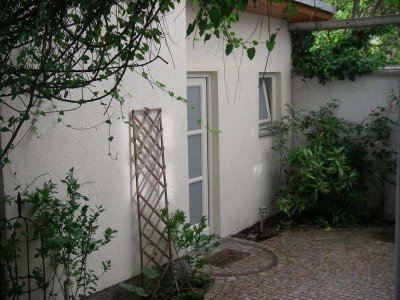 ruhiges Apartment im Garten von Friesenheim