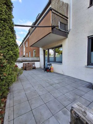 Attraktive 3-Zimmer-Wohnung mit großer Terrasse - WG geeignet