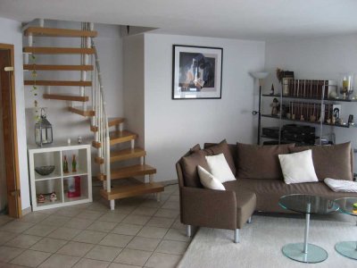 Aussichtslage! Gepflegte, ruhige 3,5-Zi-Maisonette-Whg.  mit Dachterrasse