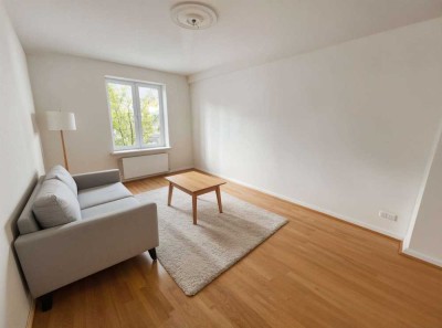 Ebenerdige Altbauwohnung mit 20m² Terrasse - Seltene Gelegenheit!