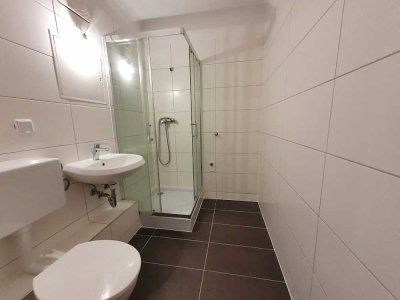 *Ab 01.08.2026 dein neues Zuhause* 1 Zimmer mit Dusche - bequem erreichbar mit Aufzug!