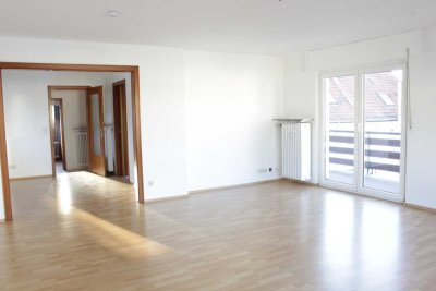 Attraktive und gepflegte 4-Zimmer-Wohnung mit Balkon in Waldesch