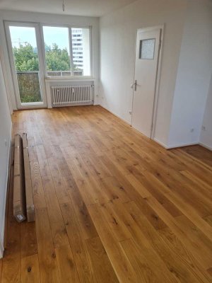Frisch renovierte 3-Zimmer-Wohnung mit Balkon