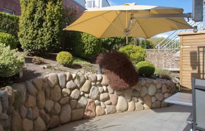 Neuwertige Souterrainwohnung mit Garten, Terrasse und Balkon im Hamburger Speckgürtel!