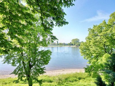 Rarität am Rhein: Wohnen in erster Reihe��