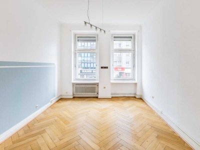 Bezaubernde Altbaueigentumswohnung mit großzügigem Grundriss und Loggia