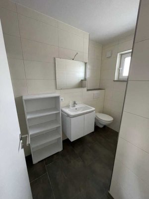 2-Zimmer-Erdgeschosswohnung mit Terrasse und Einbauküche in Eching