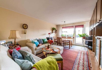 Gut geschnittene Wohnung mit Balkon & Aufzug in Reinickendorf