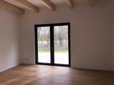 Neubau 1-Raum-Wohnung mit gehobener Innenausstattung in Kleinmachnow, direkte Ortsgrenze Zehlendorf