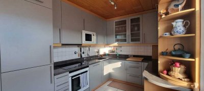 Teilmöblierte 3,5-Zimmer-Wohnung in Gersthofen mit Sauna, EBK und Schränke