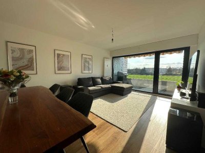Hochwertig sanierte 3-Zimmer-Wohnung -modernes Wohnen mit toller Aussicht auf die angrenzende Natur!