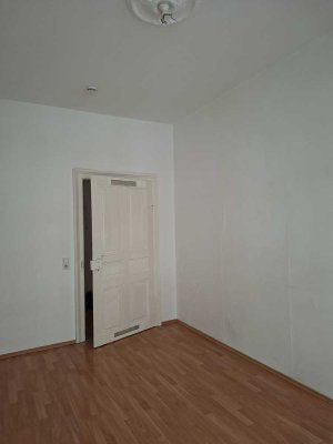 Gepflegte 3-Zimmer-Altbauwohnung in Wiesbaden Westend