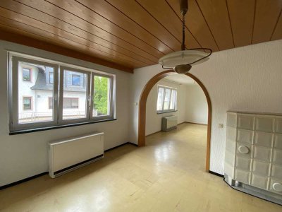 Attraktive 6-Zimmer-Maisonette-Wohnung in Trier-Euren