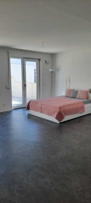 Modernes LOFT-Apartment, möbliert, EG mit schöner Terrasse