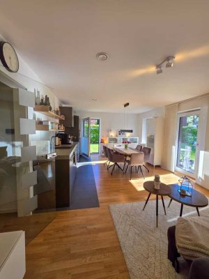 Elegante 2-Zimmer-Wohnung mit großem Garten
