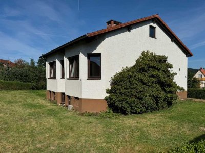 Freistehendes Einfamilienhaus in ruhiger Lage und ausgebautem Keller - PROVISIONSFREI -