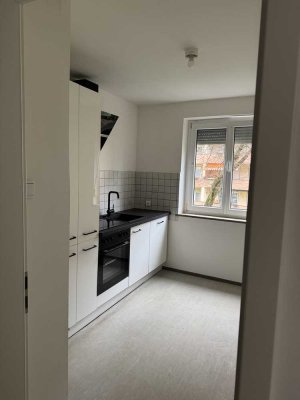Röntgenstraße 10, 86199 Augsburg - schöne, ruhige Wohnung mit Einbauküche - frisch renoviert