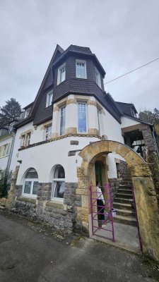 Charmante Villa im zeitlosen Stil – Großes Raumangebot für Familie & Visionen