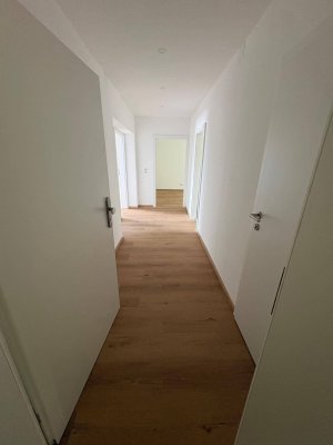 Helle generalsanierte 3-Zimmer-Wohnung mit 73 m²