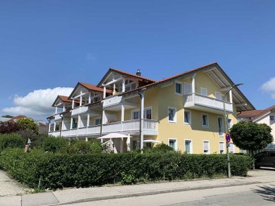 Exklusive 3-Zimmer-Wohnung mit gehobener Innenausstattung mit Balkon und EBK in Prien am Chiemsee